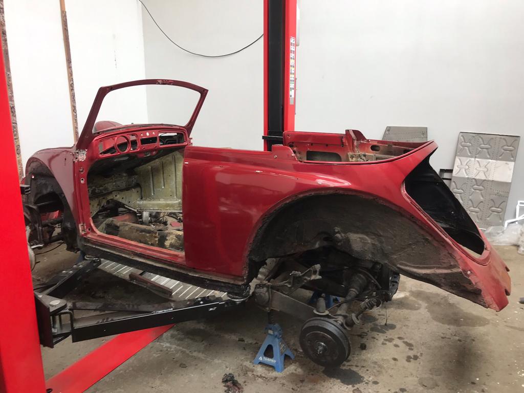 restauration restaurierung vw volkswagen kaefer cabrio karosserie