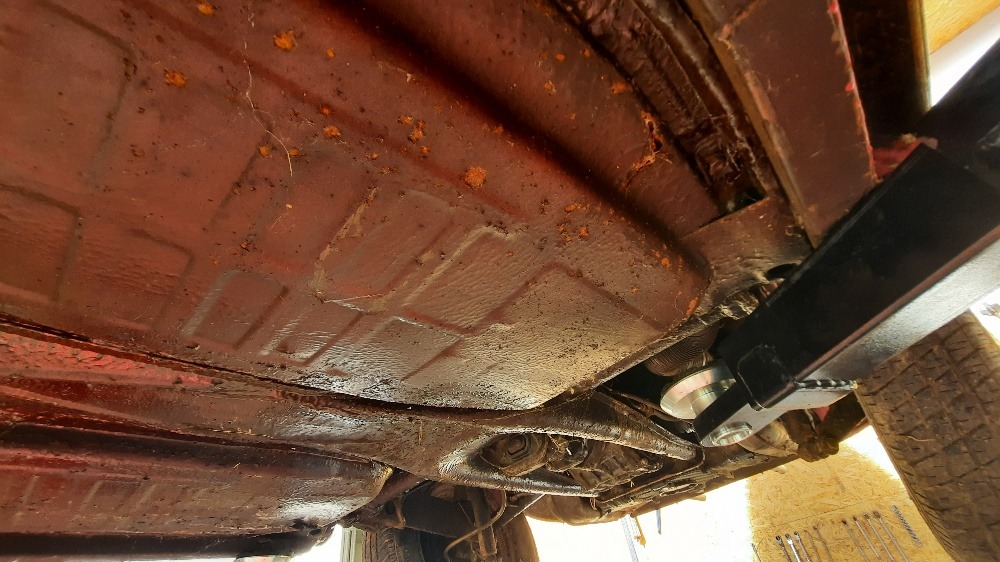 restauration vw käfer cabrio restaurierung bodenplatte