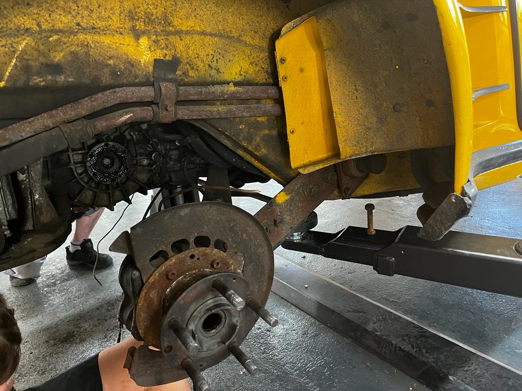 restauration restaurierung porsche 911 turbo g fahrwerk