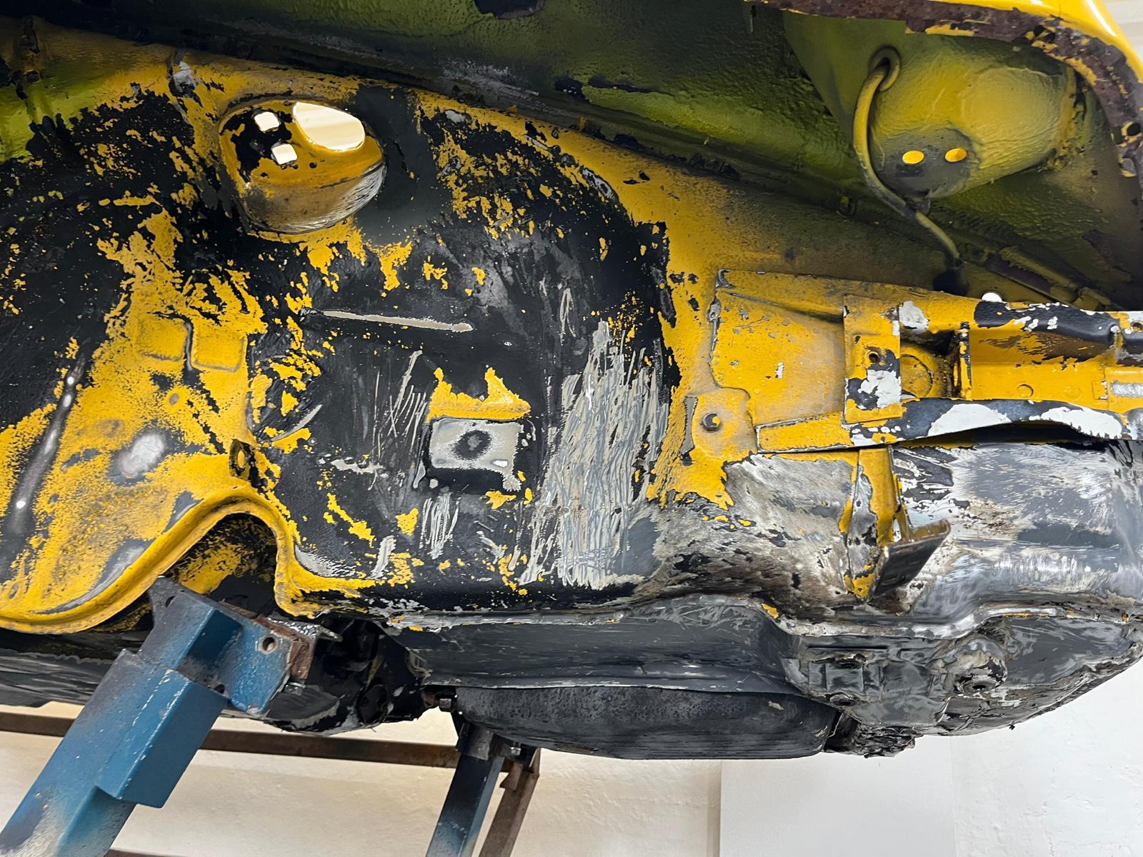restauration restaurierung porsche 911 turbo g karosserie entlacken
